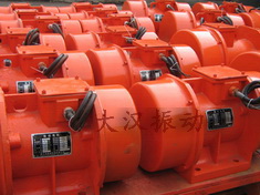 YZS振動(dòng)電機：加裝防護外殼，密封性強不易損壞。
